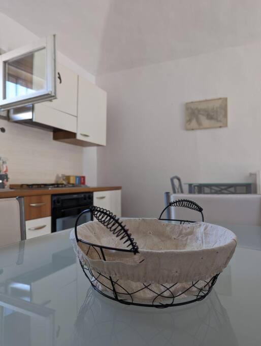 Il Ballatoio Di Giulia Apartment Asti Bagian luar foto