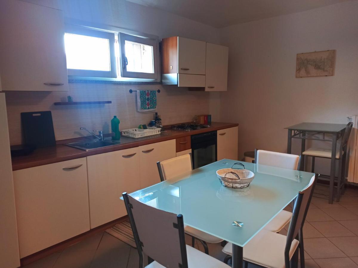 Il Ballatoio Di Giulia Apartment Asti Bagian luar foto